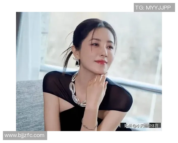 野兽足球明星与心爱的她携手走入婚姻殿堂的浪漫故事