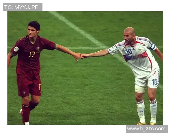 世界杯足球明星的辉煌成就与传奇故事揭示了足球的无尽魅力与激情