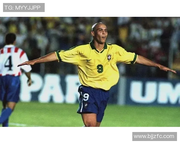 巴西足球明星的辉煌历程与传奇故事探秘 巴西足球明星的辉煌历程与传奇故事探秘