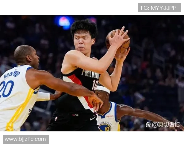 勇士与开拓者激战四月二十日谁能在季后赛中占得先机 勇士与开拓者激战四月二十日谁能在季后赛中占得先机